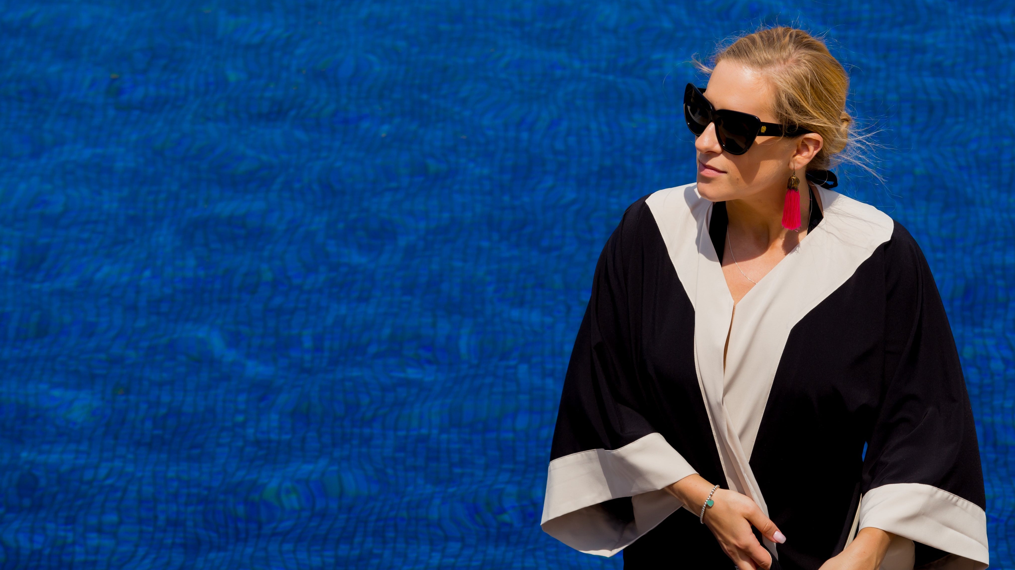 4 Bloggers, One opinion.