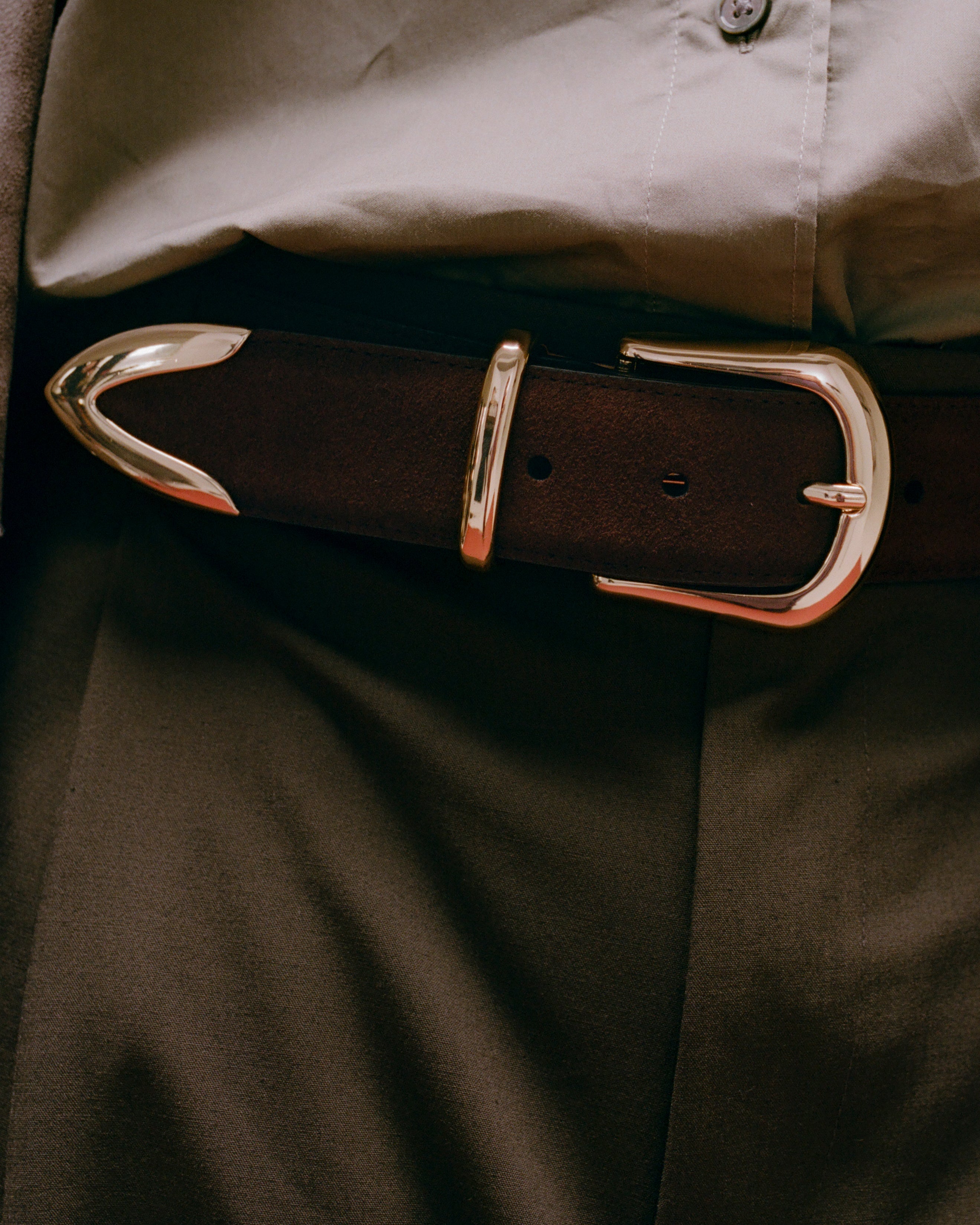 Marc Suede Belt in Chocolate worn at the hip